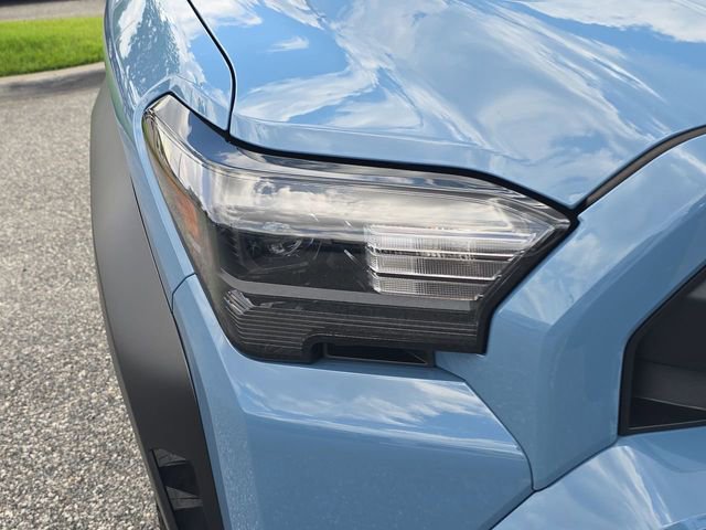 Certified 2025 Toyota 4Runner SR5 AWD/4WD image 10