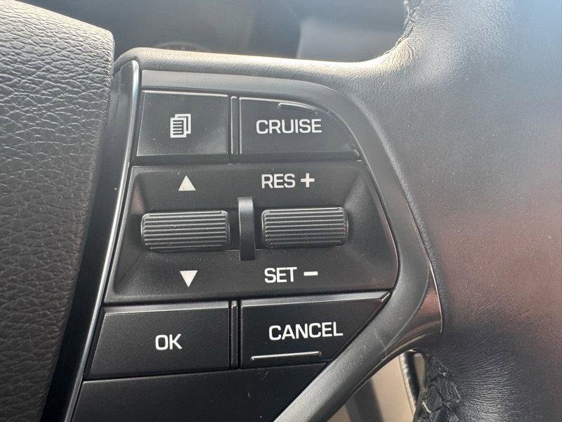 Used 2015 Hyundai Sonata Limited FWD image 17