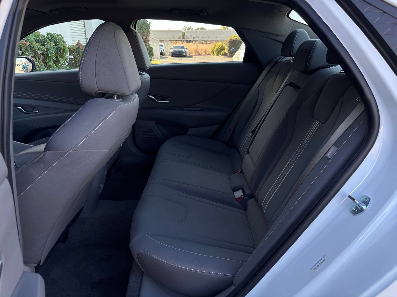 Used 2025 Hyundai Elantra SEL FWD image 26