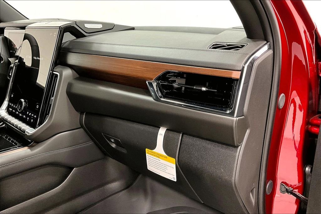 New 2026 GMC Yukon Denali w/ Sun & Power Step Package AWD/4WD image 10