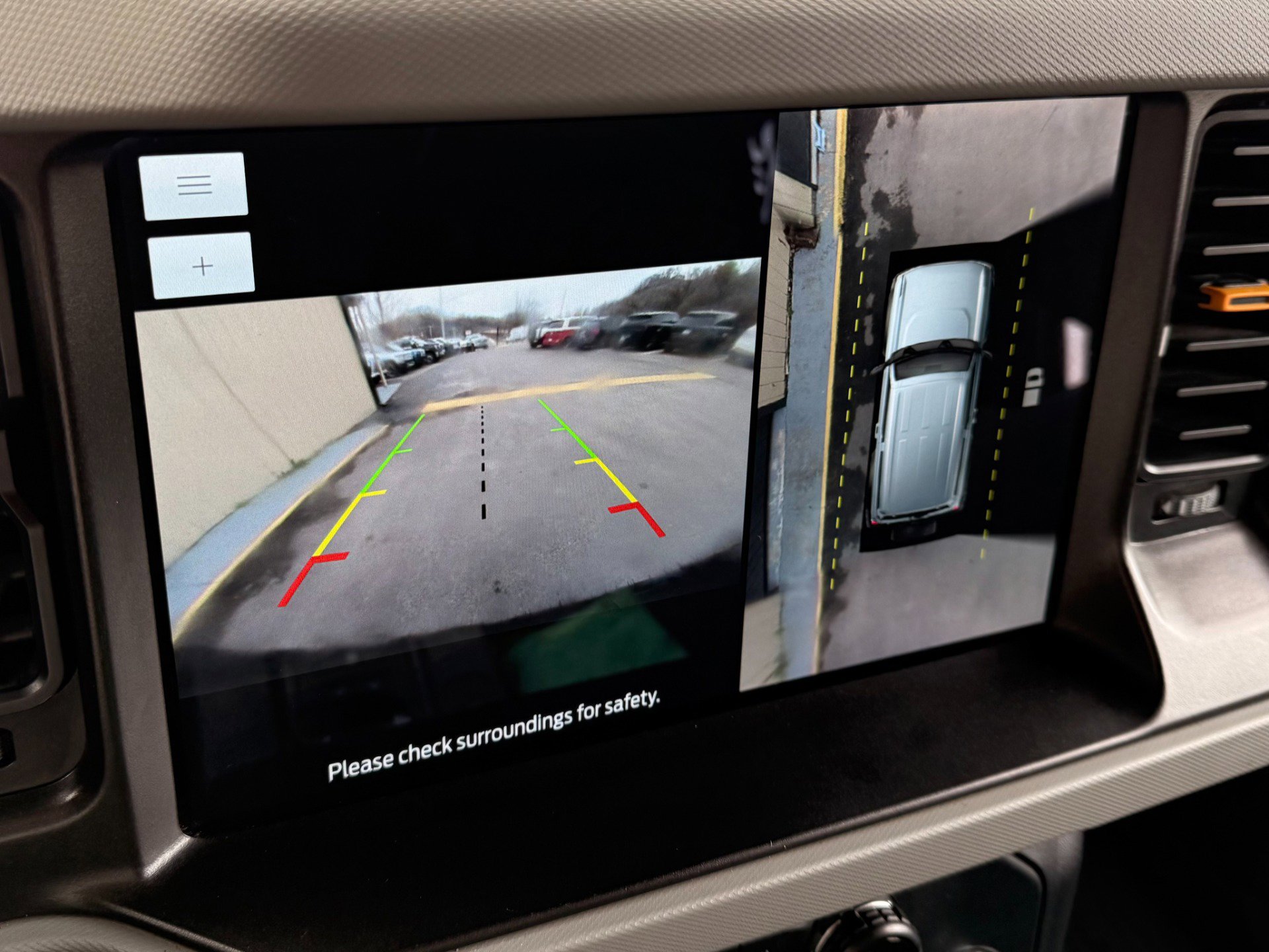 Used 2022 Ford Bronco Badlands image 57