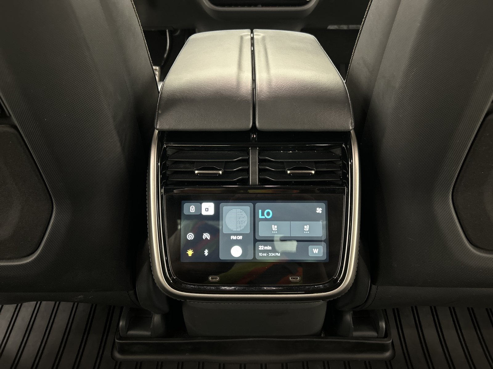 Used 2022 Rivian R1T Launch Edition AWD/4WD image 28