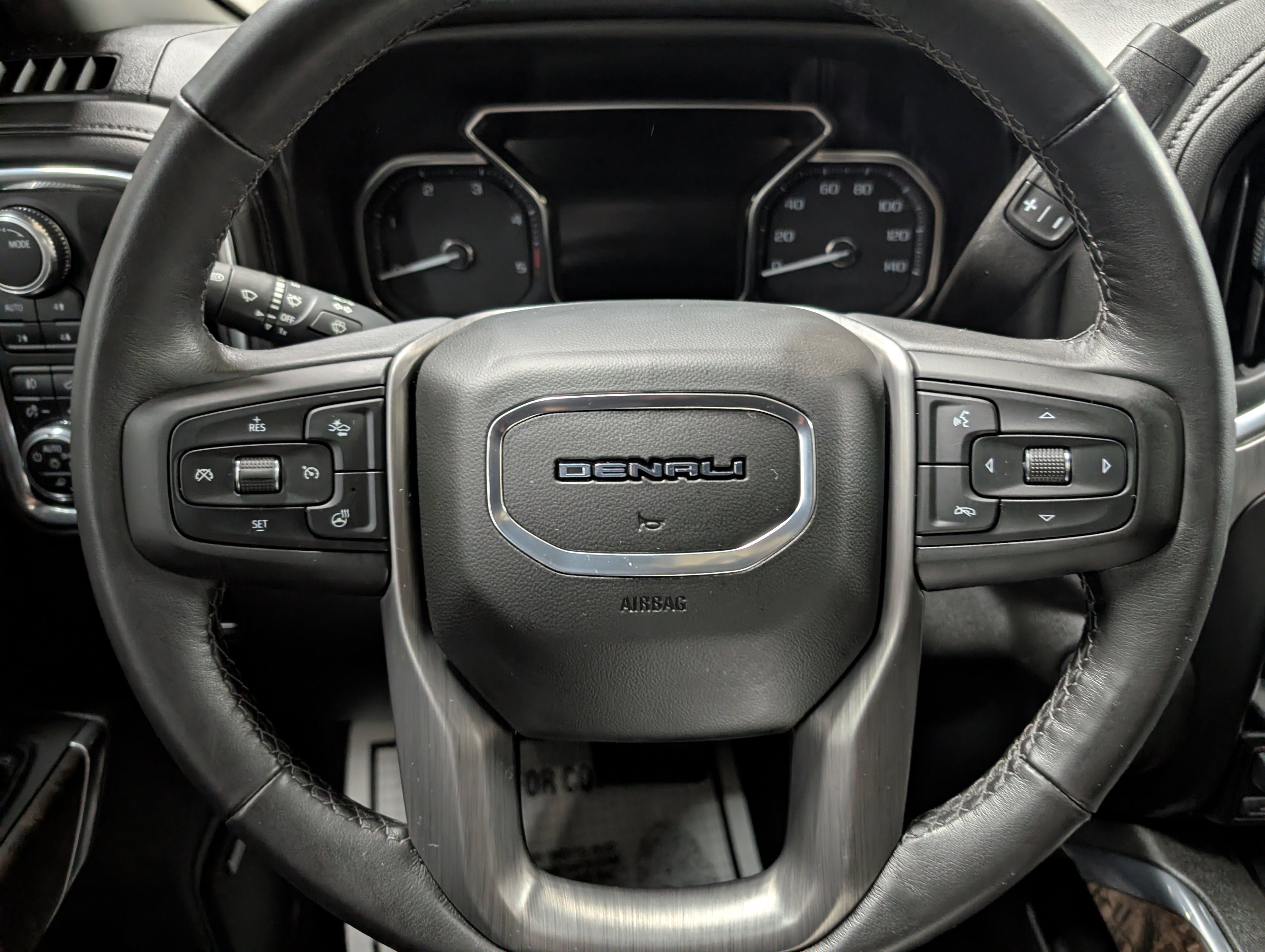 Used 2022 GMC Sierra 3500 Denali image 24