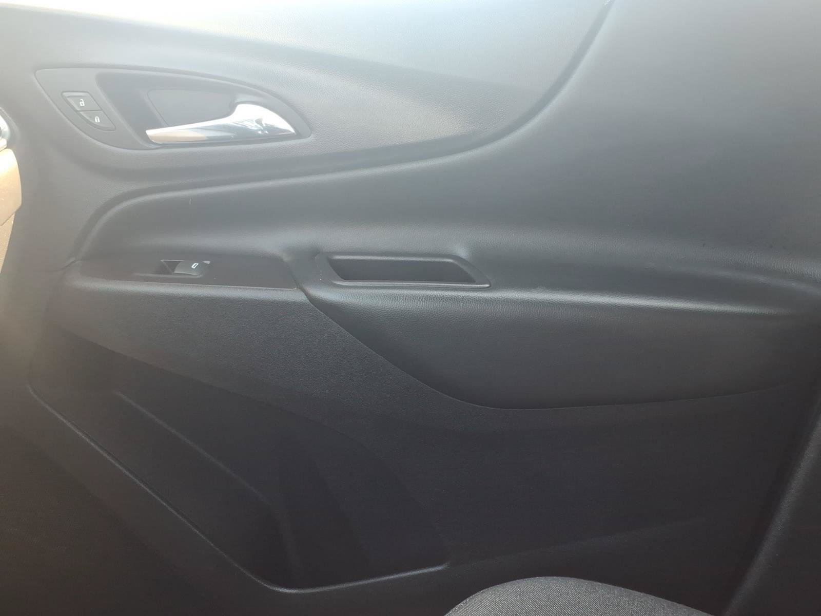 Used 2021 Chevrolet Equinox LT FWD image 27