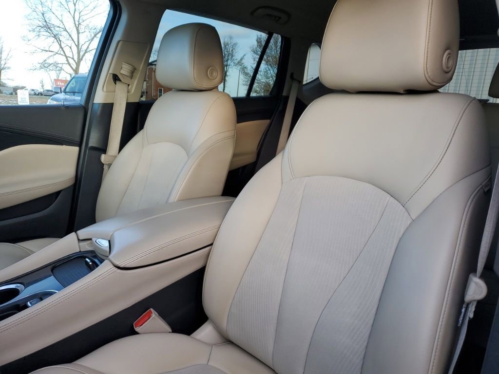 Used 2017 Buick Envision Preferred image 26