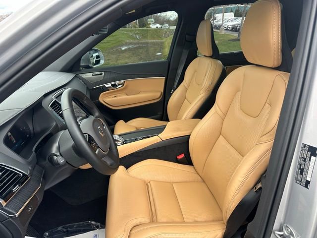Used 2025 Volvo XC90 B6 Ultra w/ Protection Package image 18
