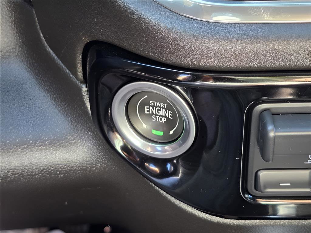 Used 2023 Chevrolet Silverado 1500 RST w/ Convenience Package II image 15