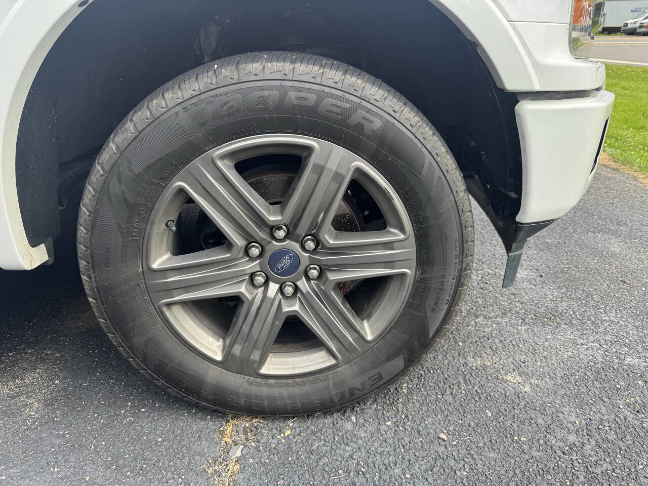 Used 2020 Ford F150 XLT w/ Equipment Group 302A Luxury image 4