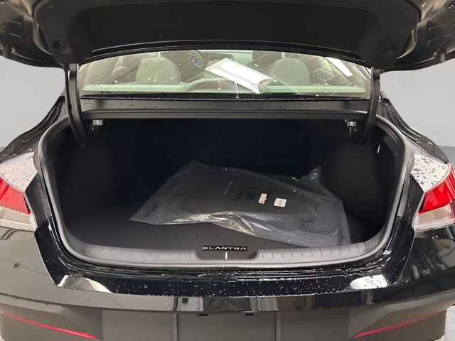 New 2026 Hyundai Elantra Sport image 21