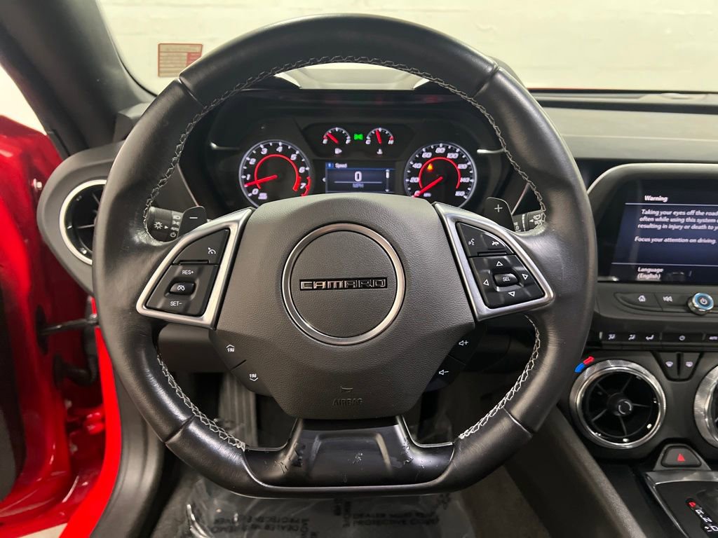 Used 2022 Chevrolet Camaro LT w/ Technology Package image 17