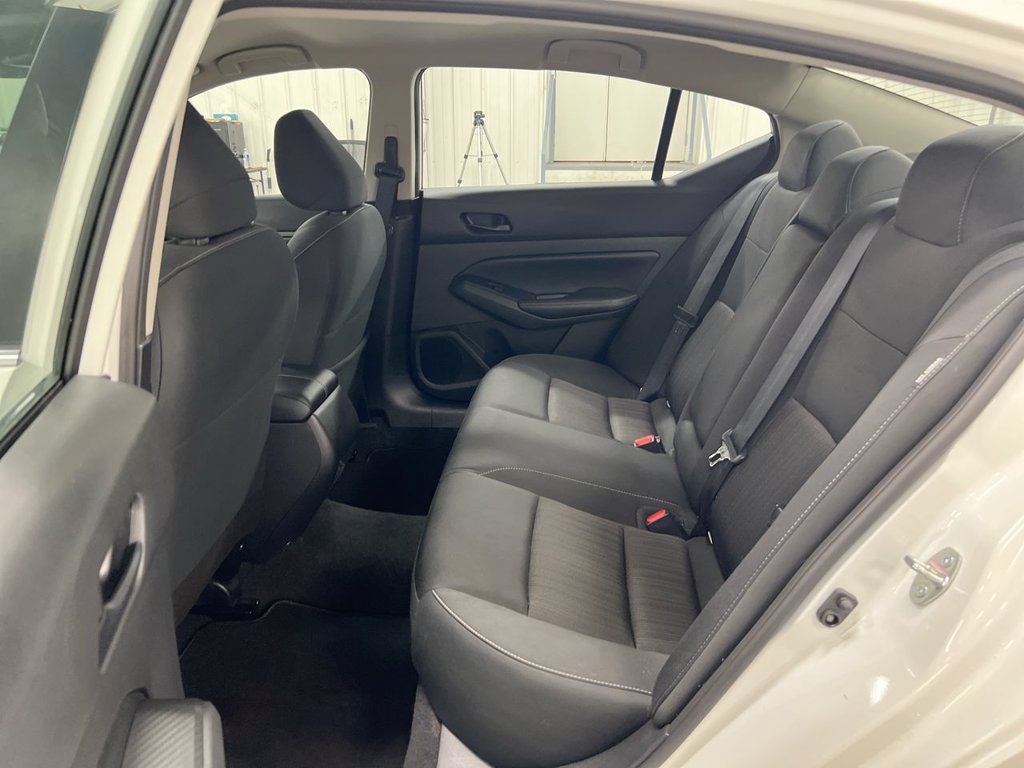Used 2024 Nissan Altima 2.5 SV FWD image 22
