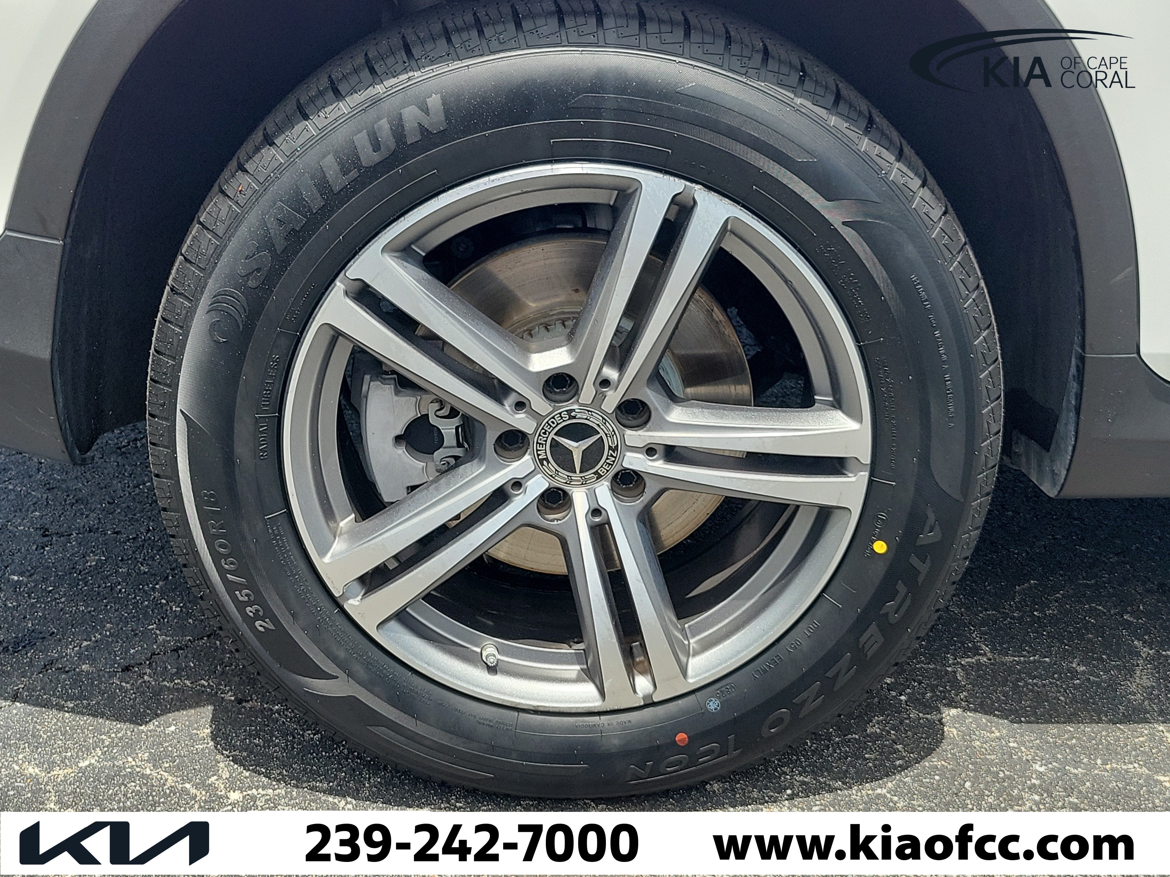 Used 2020 Mercedes-Benz GLC 300 image 9