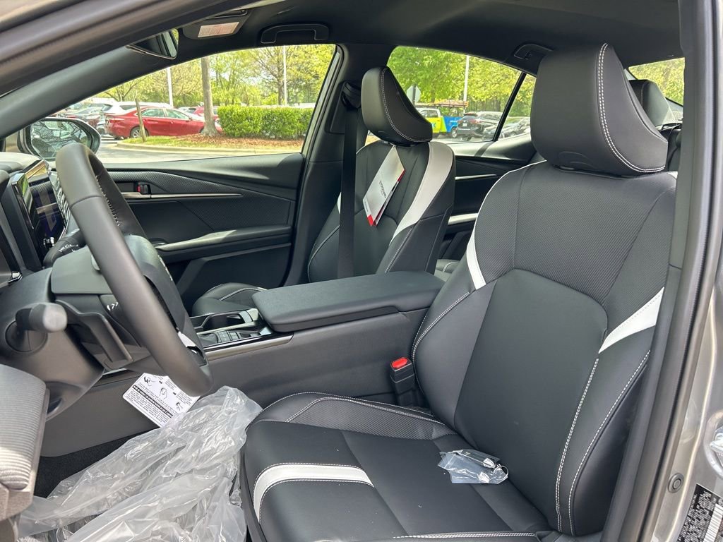 New 2026 Toyota Camry SE FWD image 3