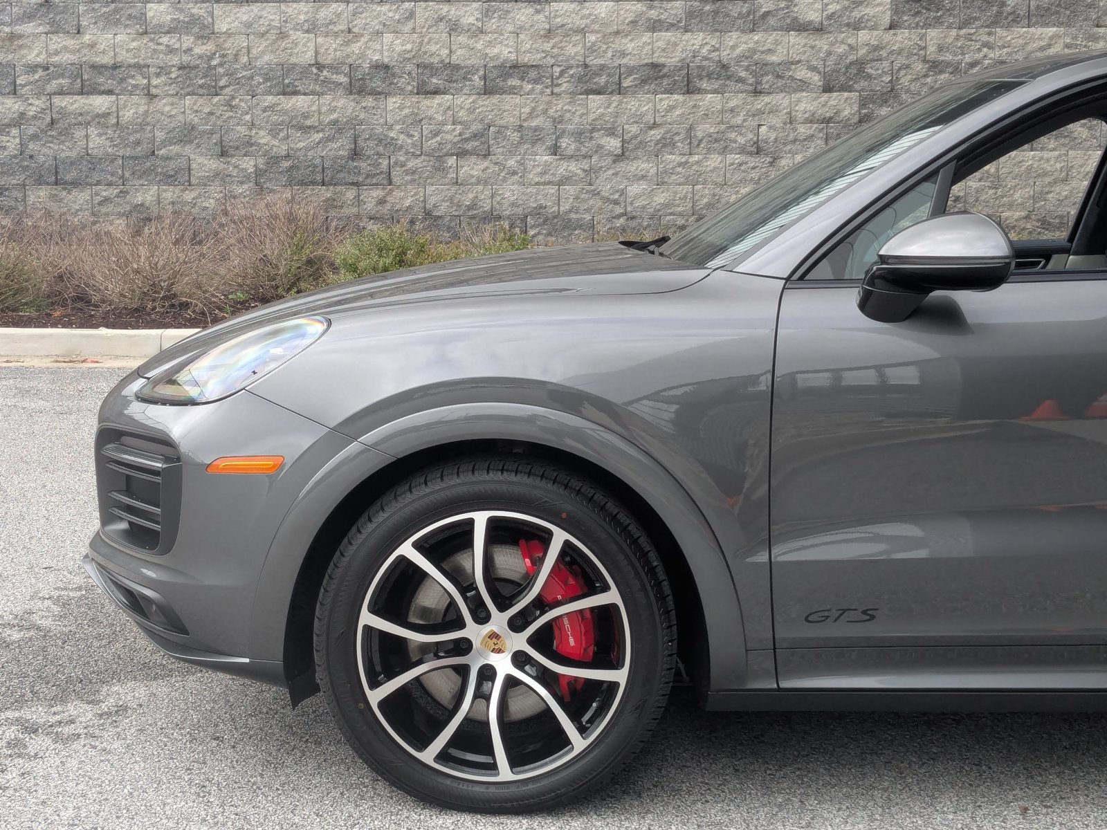 Certified 2023 Porsche Cayenne GTS AWD/4WD image 11