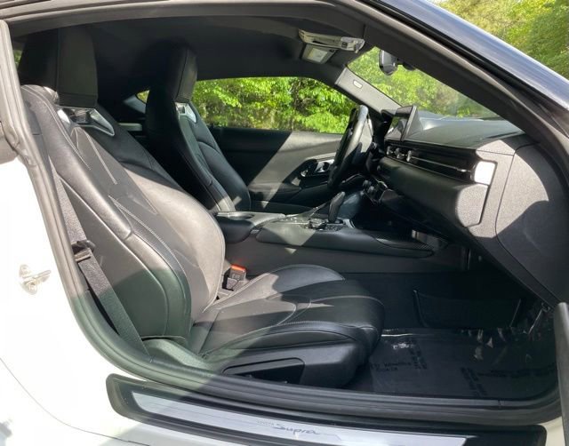 Used 2022 Toyota Supra RWD image 18