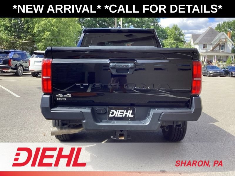 Used 2025 Toyota Tacoma SR AWD/4WD image 7