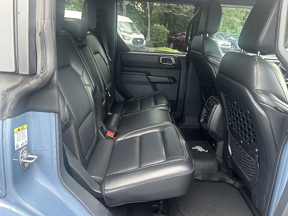 Used 2025 Ford Bronco Badlands AWD/4WD image 22