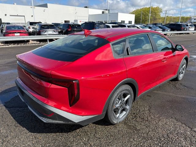 New 2026 Kia K4 FWD image 3