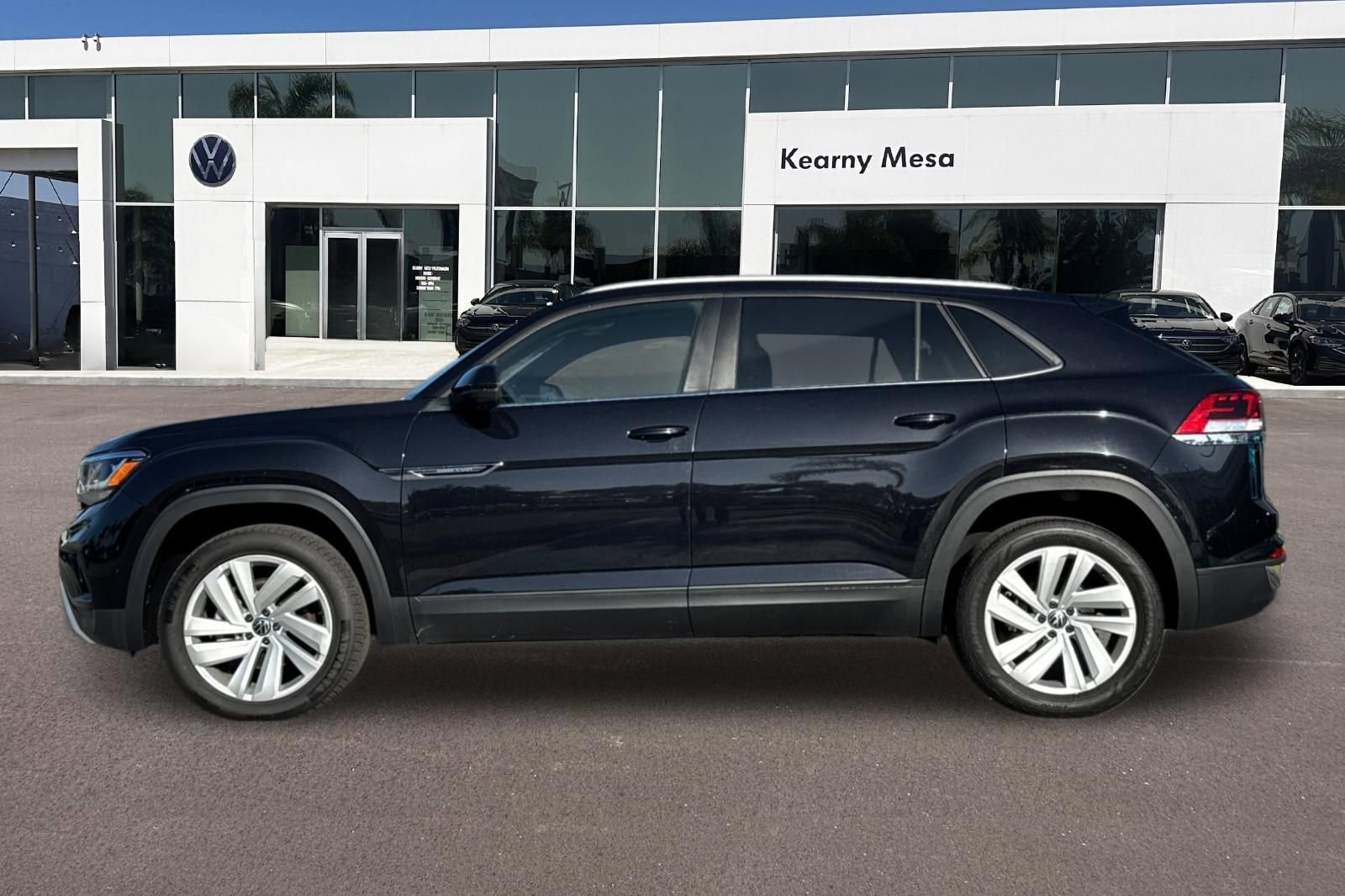 Used 2022 Volkswagen Atlas Cross Sport SE image 7