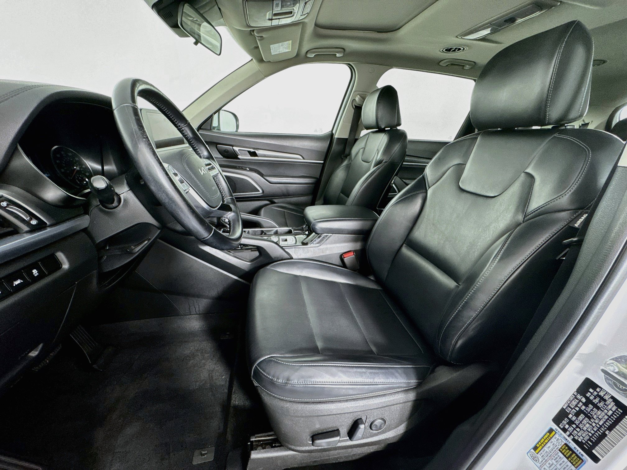 Used 2022 Kia Telluride S FWD image 22