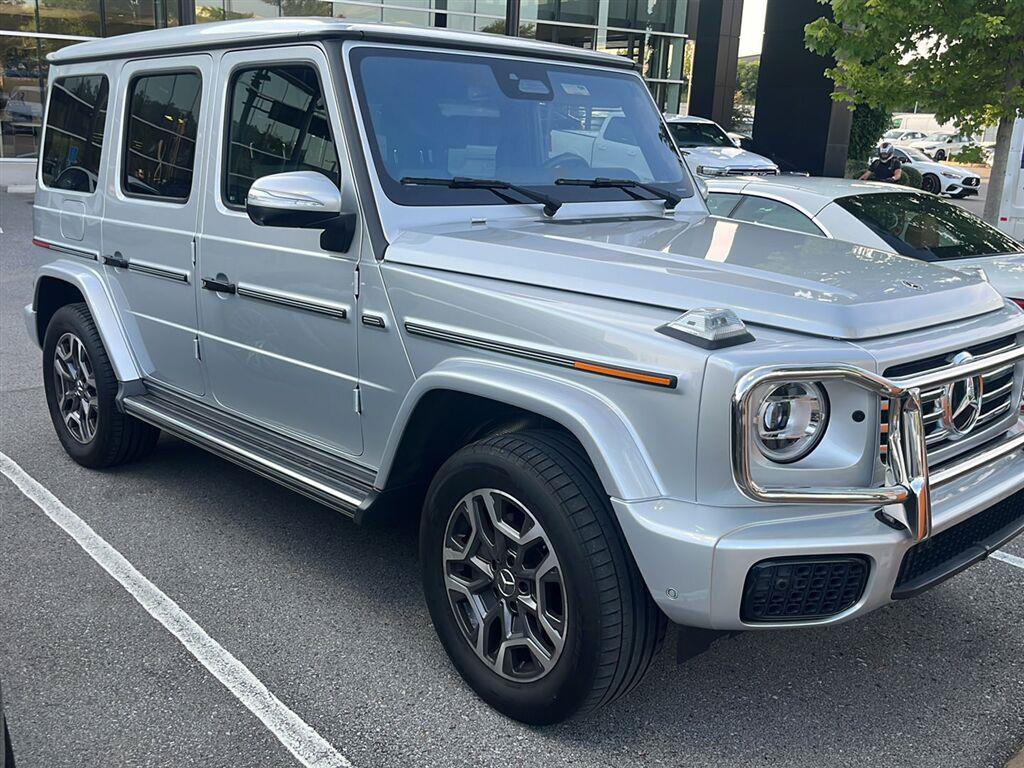 Used 2025 Mercedes-Benz G 550 video 1