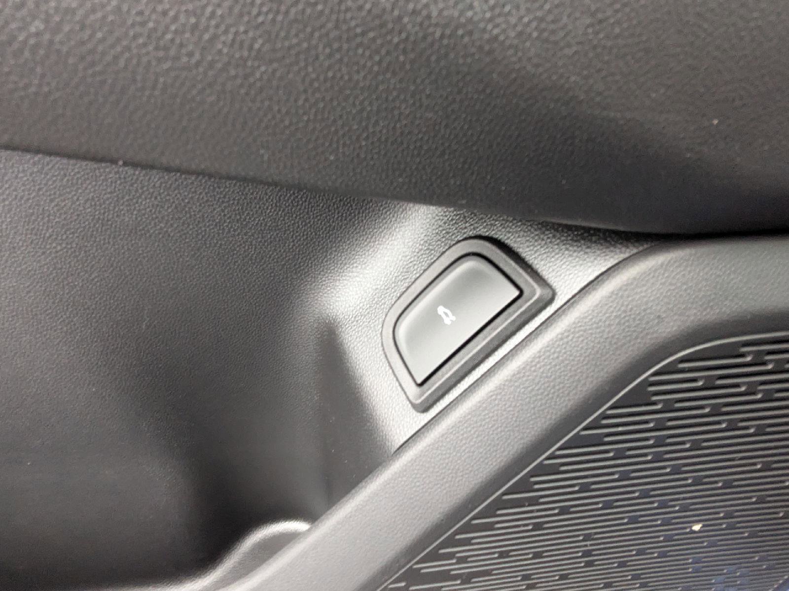 New 2026 Chevrolet Equinox RS w/ Convenience Package III image 45