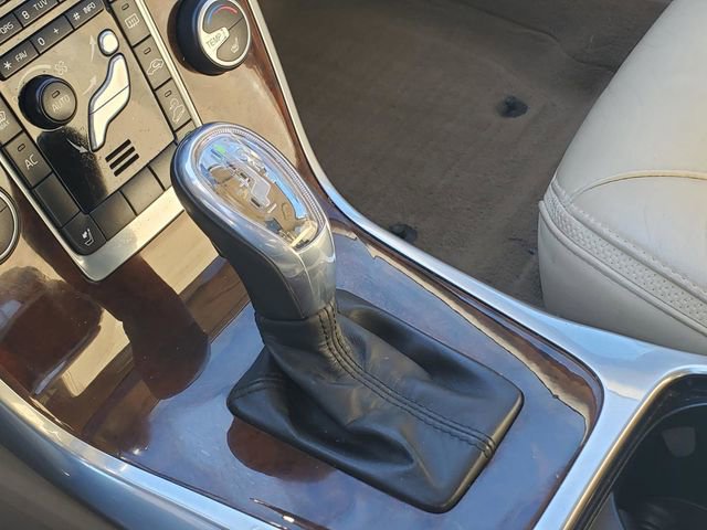 Used 2013 Volvo XC70 T6 image 24