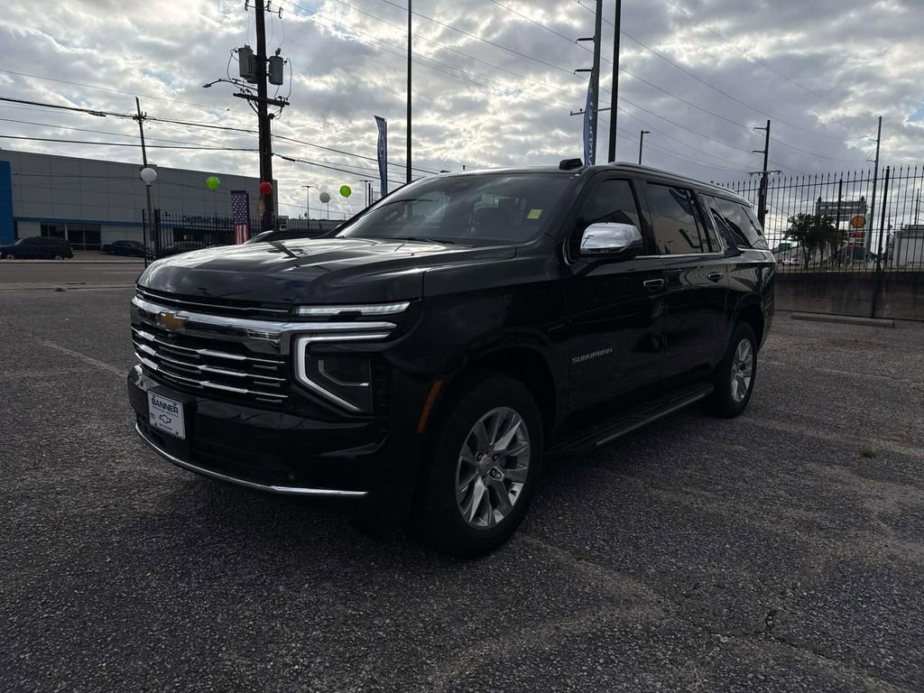 New 2026 Chevrolet Suburban Premier video 3