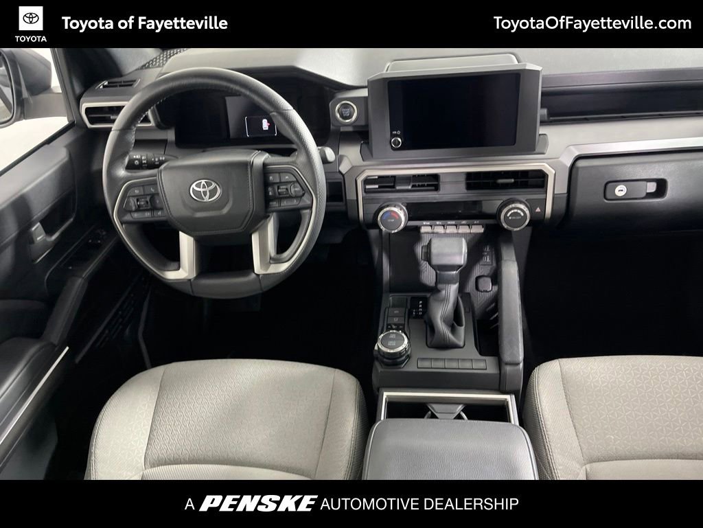 Certified 2025 Toyota 4Runner SR5 AWD/4WD image 5