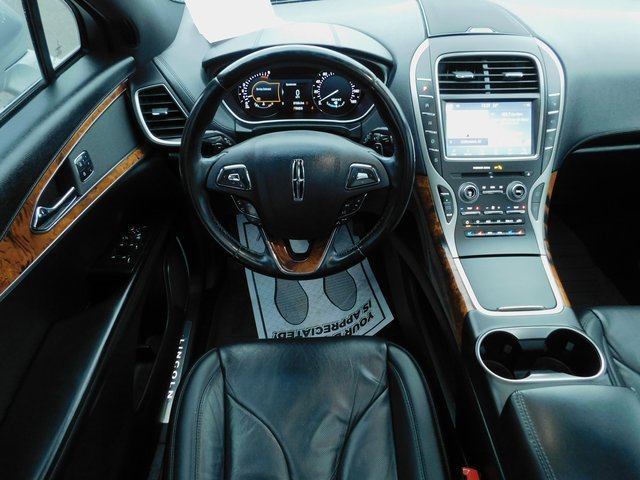 Used 2017 Lincoln MKX Reserve image 3