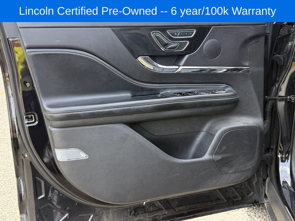 Certified 2023 Lincoln Corsair AWD w/ Rear Removable Package Tray image 24