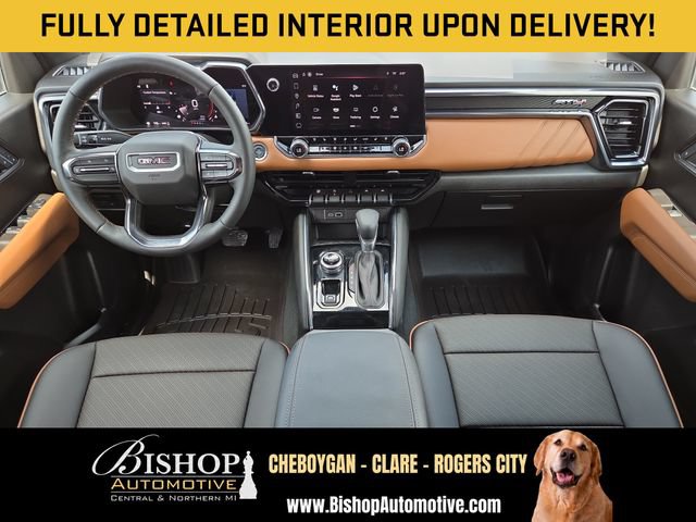 Used 2024 GMC Canyon AT4 w/ AT4 Premium Package AWD/4WD image 3