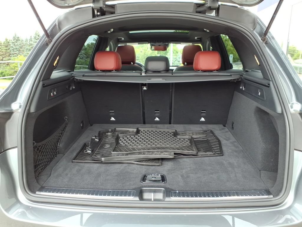 Used 2022 Mercedes-Benz GLC 43 AMG 4MATIC image 23