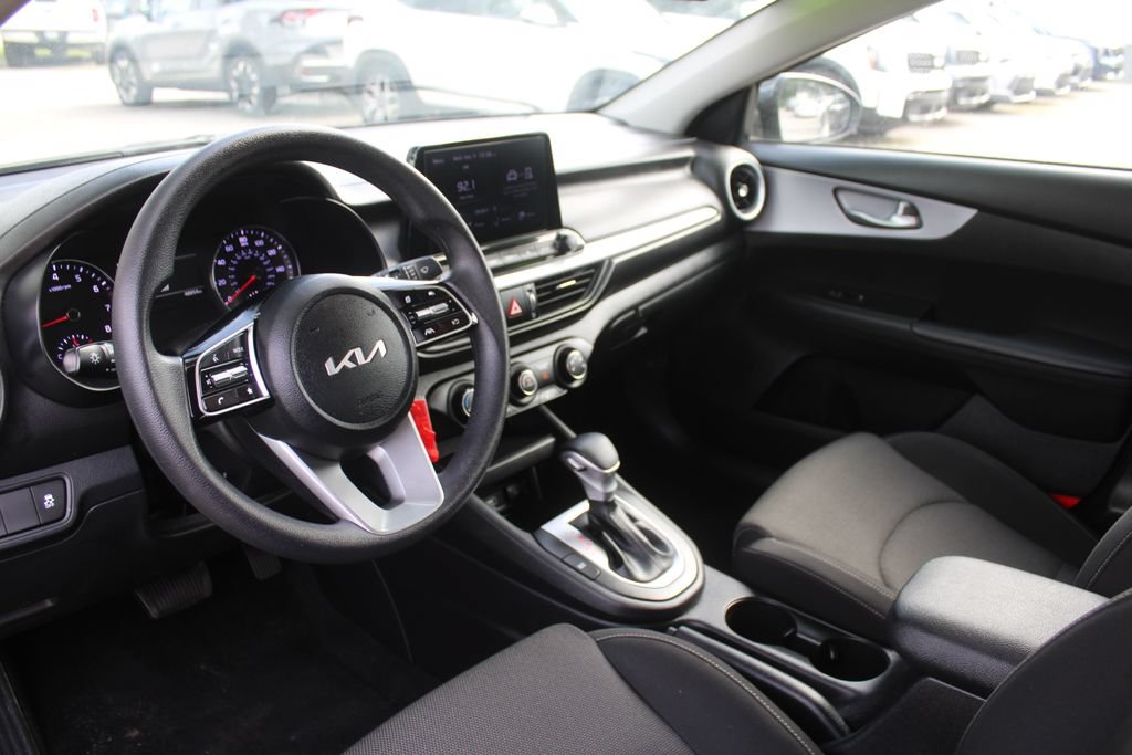 Used 2024 Kia Forte LXS FWD image 21