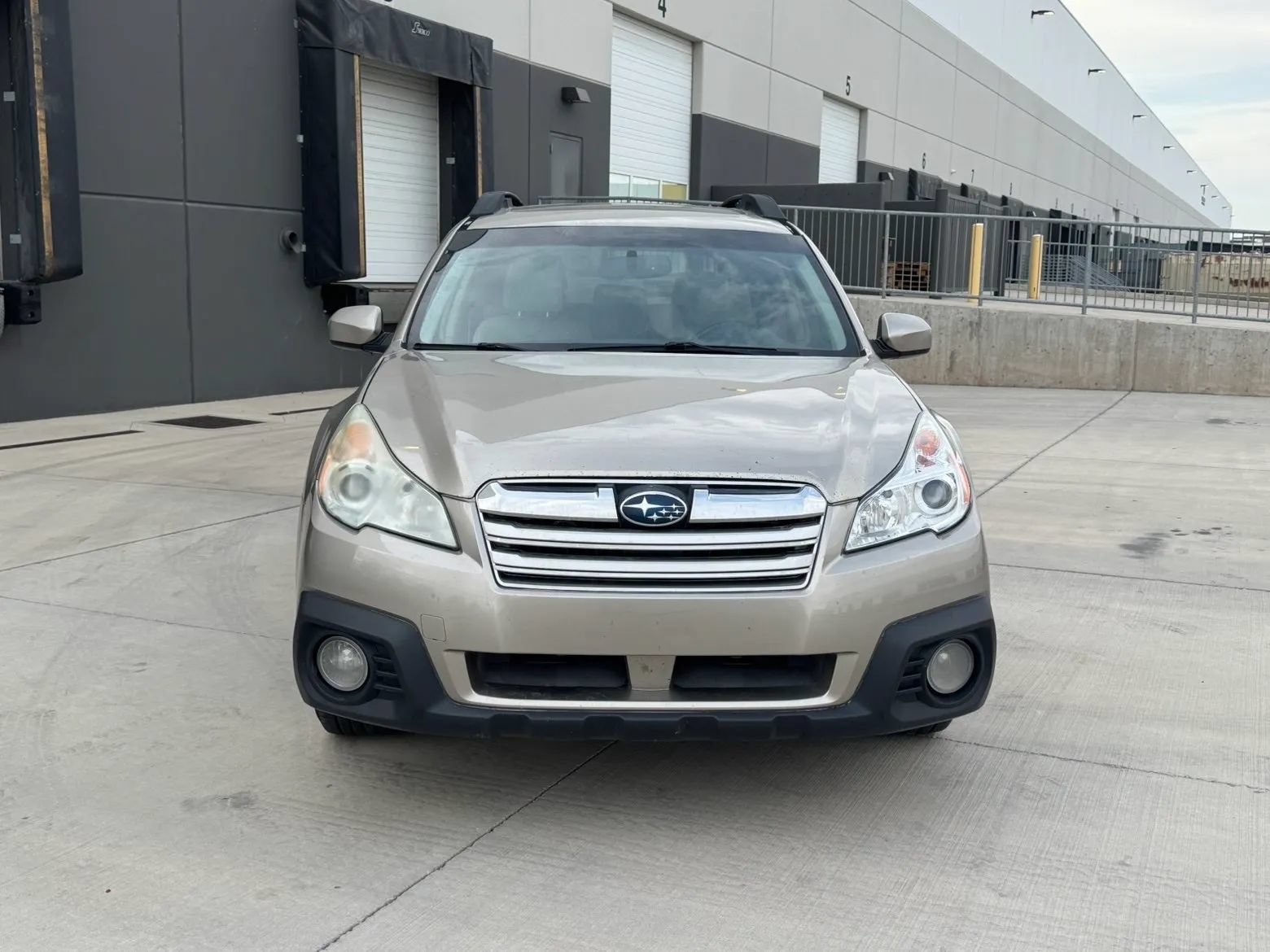Used 2014 Subaru Outback 2.5i Limited AWD/4WD image 8