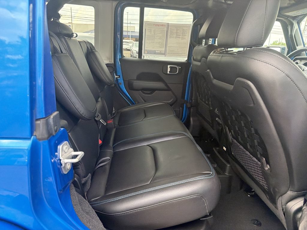 Used 2021 Jeep Wrangler Unlimited Rubicon 4xe w/ Steel Bumper Group AWD/4WD image 18