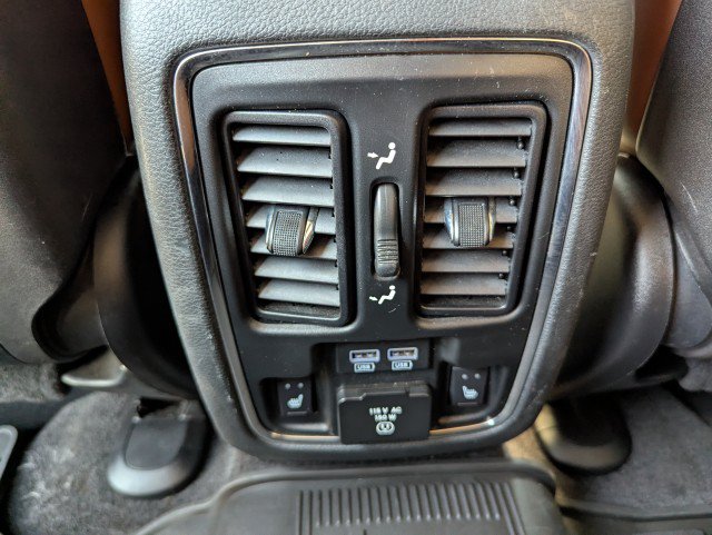 Used 2016 Jeep Grand Cherokee Summit w/ Platinum Series Group AWD/4WD image 28