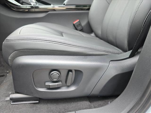 New 2026 Land Rover Range Rover Evoque S image 30