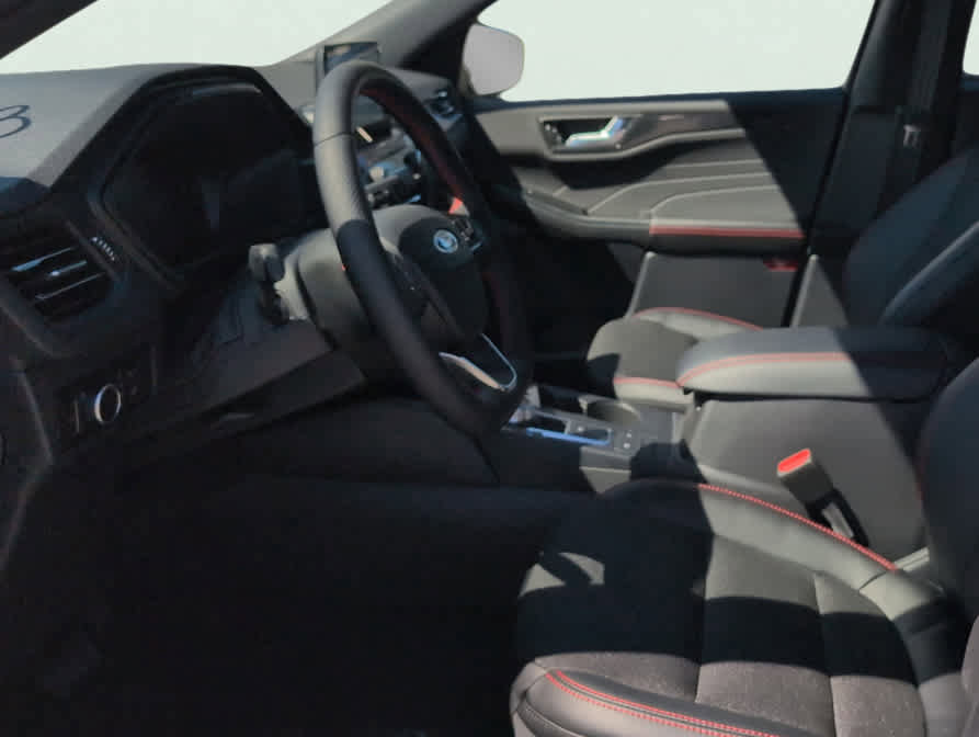 New 2026 Ford Escape ST-Line w/ Cold Weather Package image 18