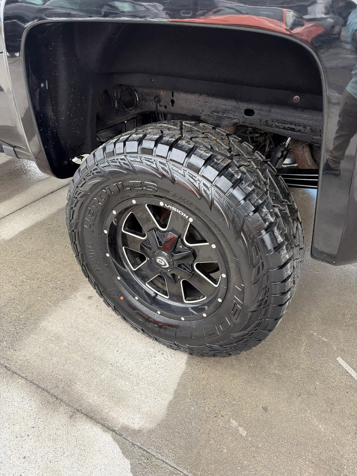 Used 2018 Chevrolet Silverado 1500 LT w/ All Star Edition image 9