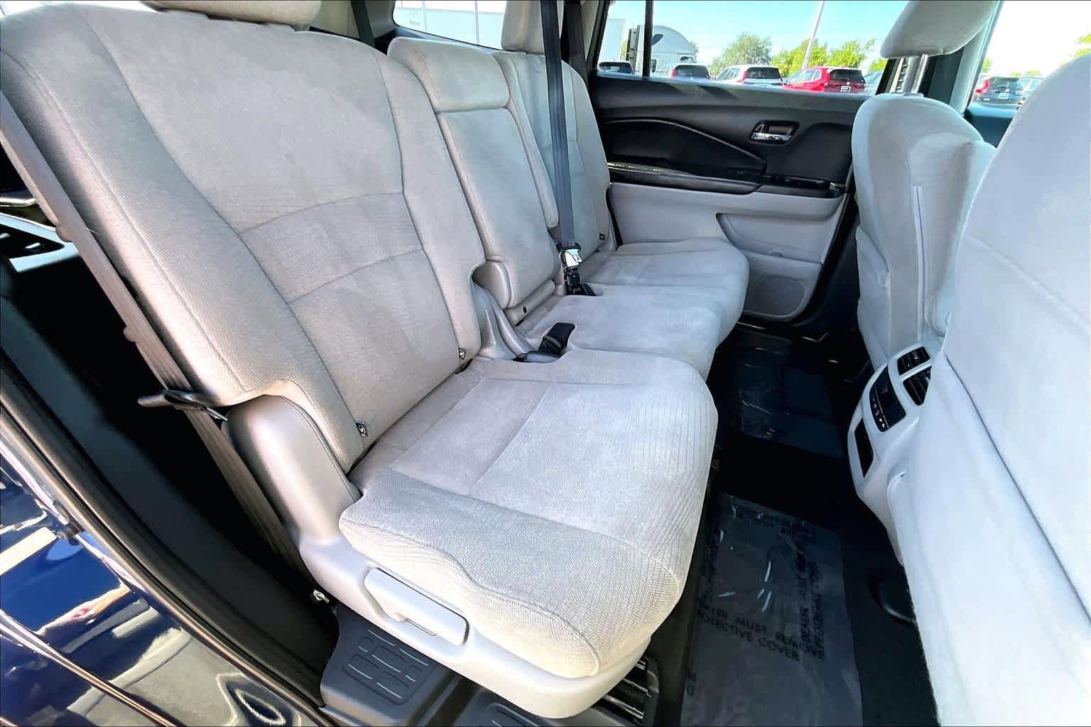 Used 2016 Honda Pilot EX image 19