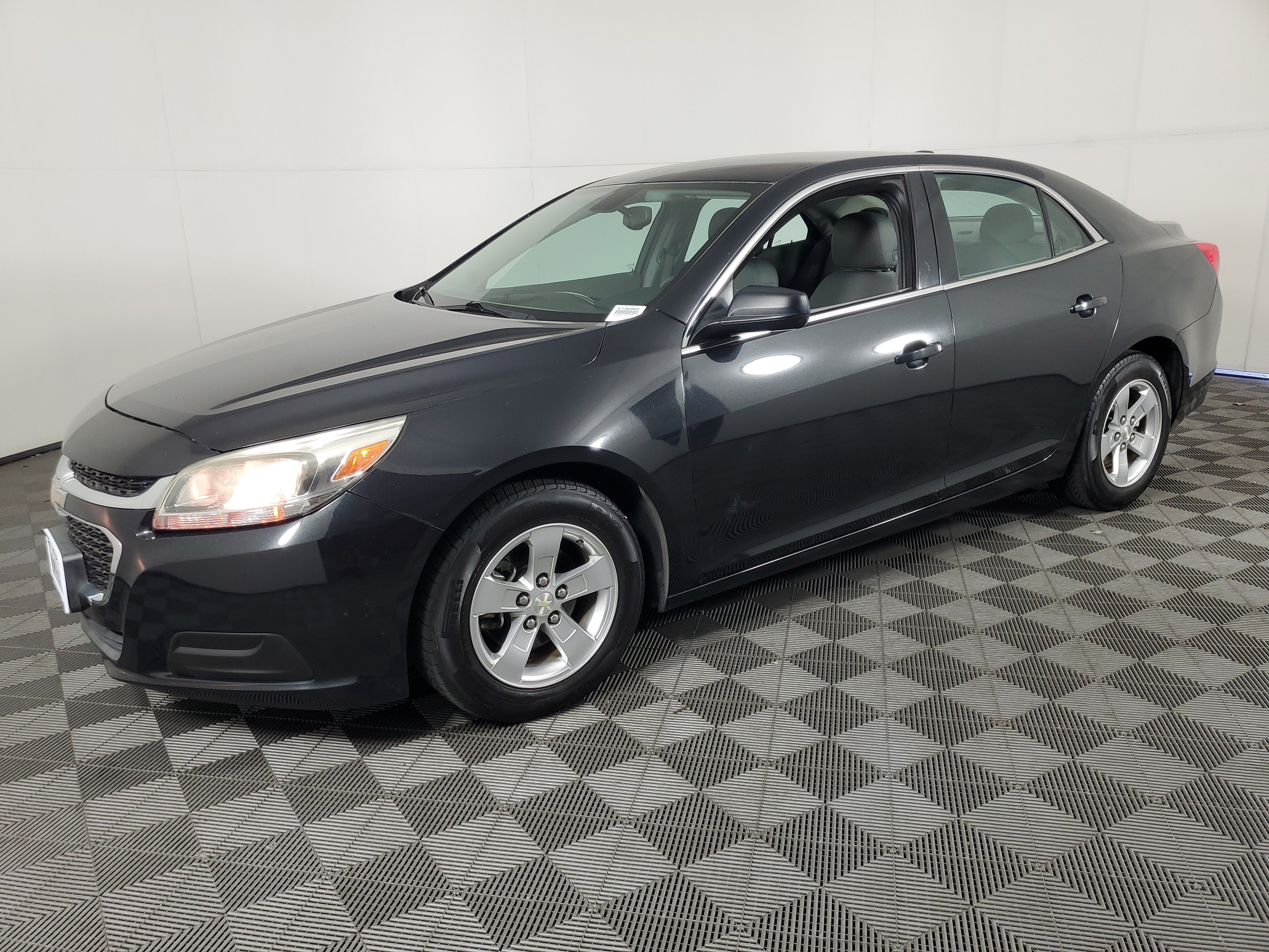 Used 2015 Chevrolet Malibu LS FWD image 8