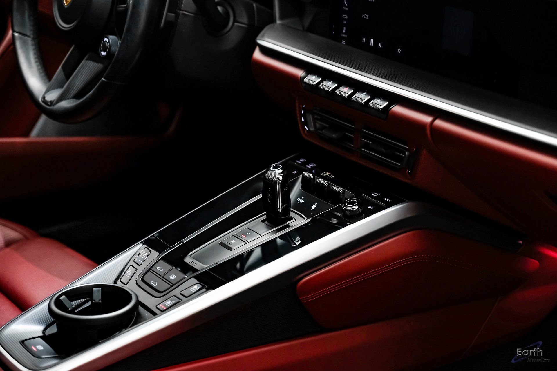 Used 2021 Porsche 911 Turbo S image 59