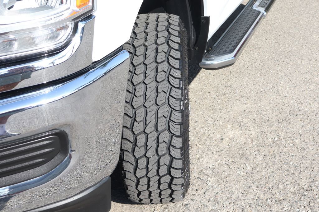 Used 2022 RAM 3500 Big Horn image 50