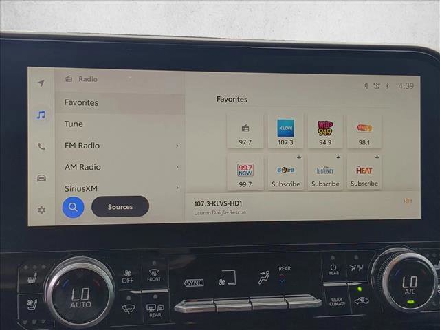 Used 2023 Toyota Highlander Limited image 14