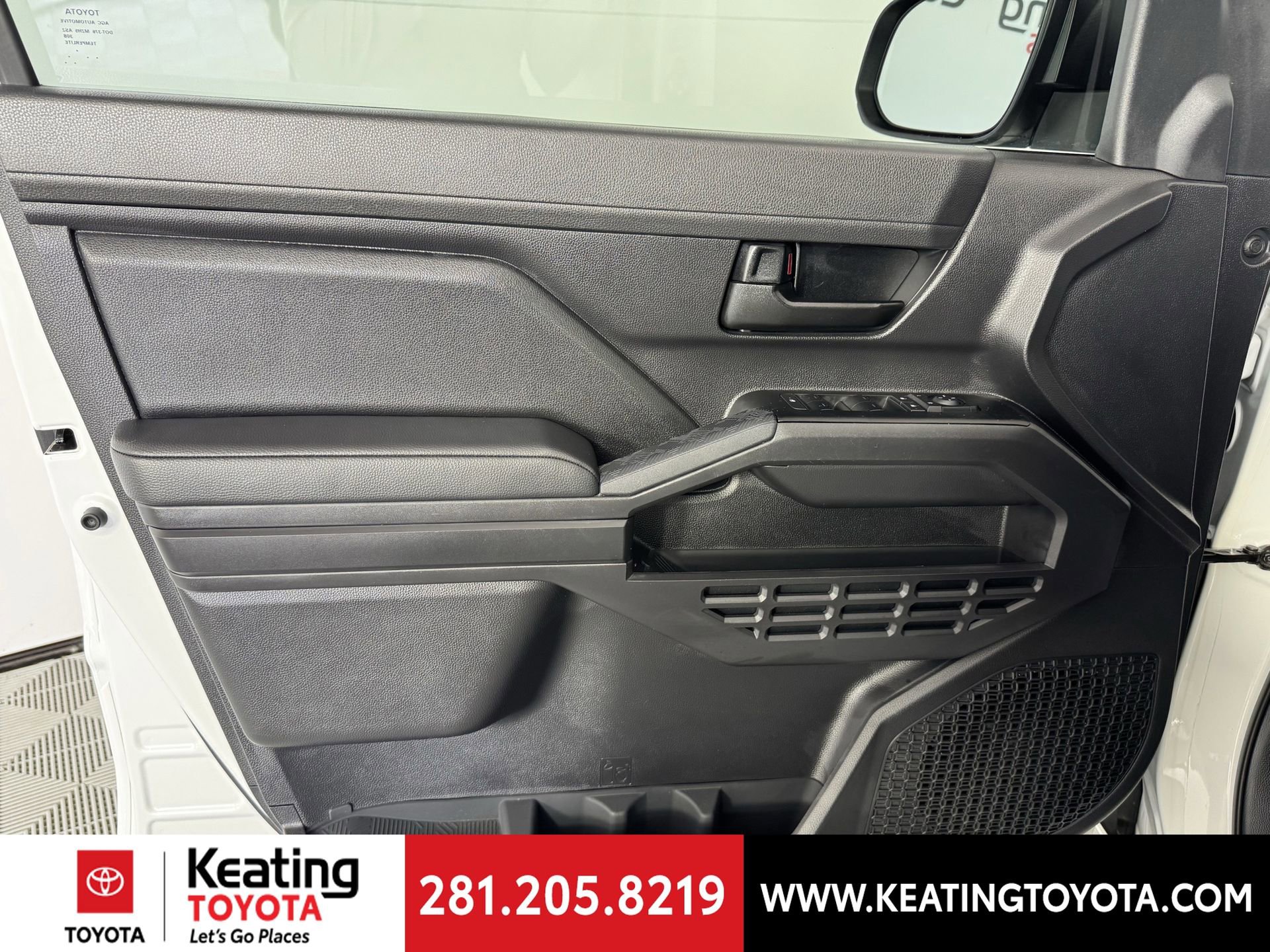 Certified 2025 Toyota Tacoma SR image 13