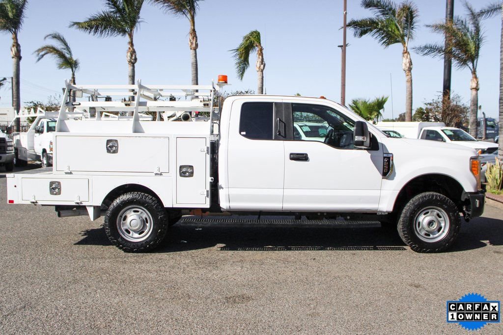 Used 2017 Ford F250 XL w/ Power Equipment Group AWD/4WD image 11