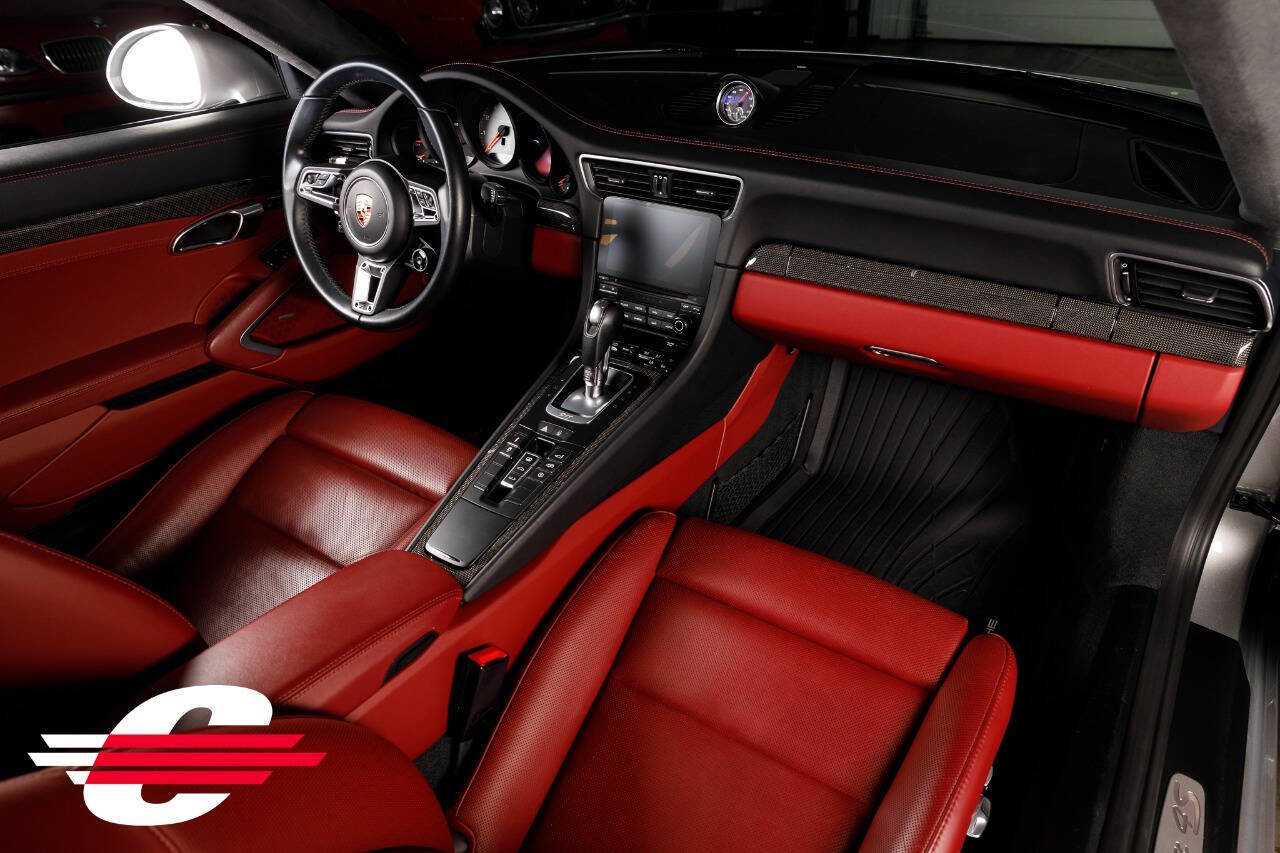 Used 2017 Porsche 911 Carrera 4S image 34