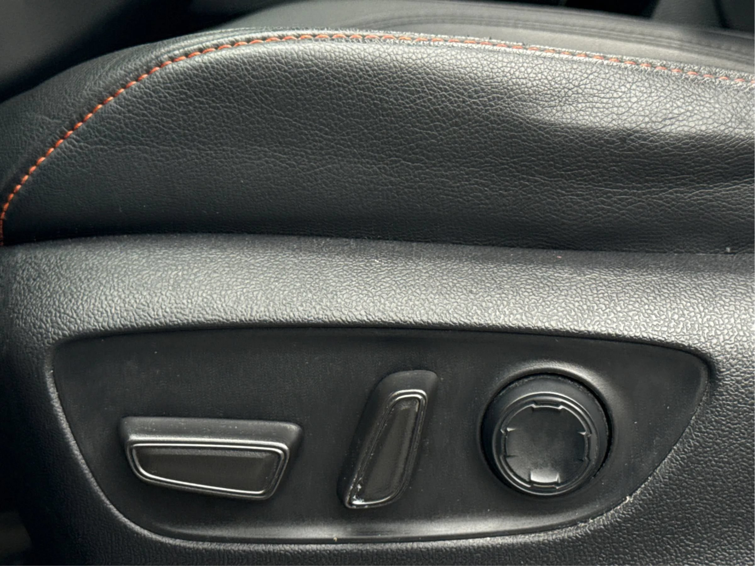 Used 2022 Toyota Sienna XSE FWD image 51
