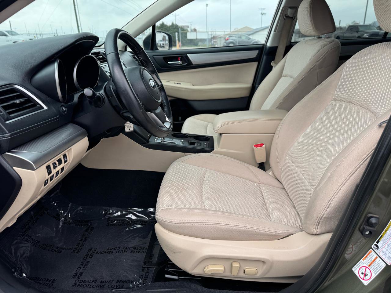 Used 2018 Subaru Outback 2.5i Premium image 12